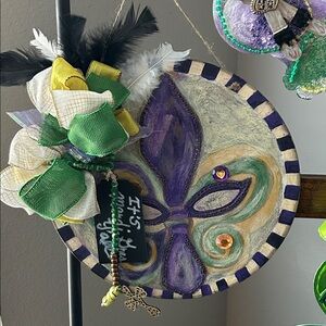 It’s Mardi Gras Y’all, Fleur de Lis